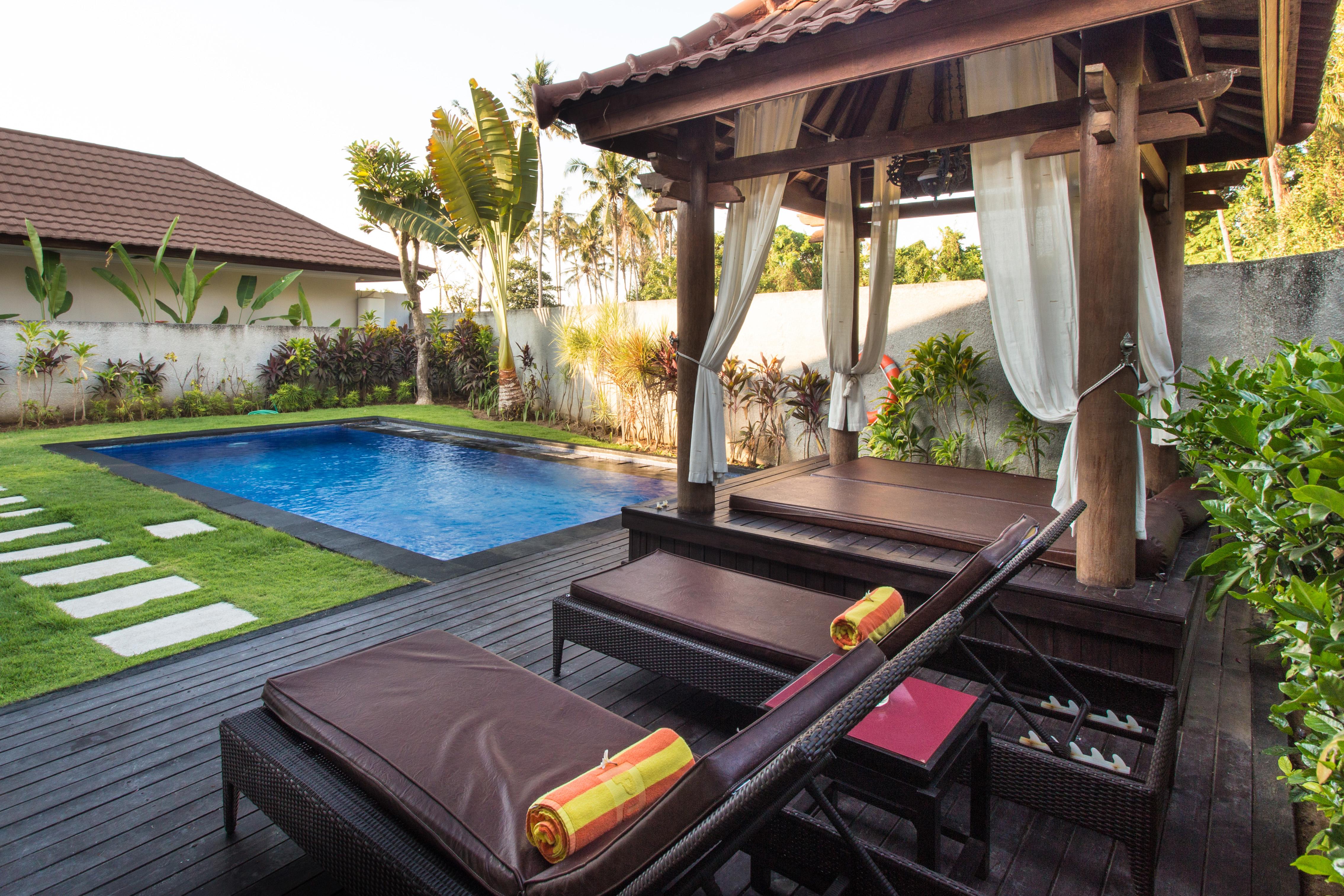 Puri Saron Hotel Baruna Beach Lovina Exterior foto